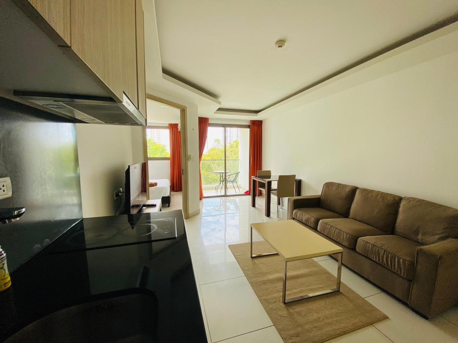 Laguna Bay 2 By Pattaya Sunny Rentals Room photo
